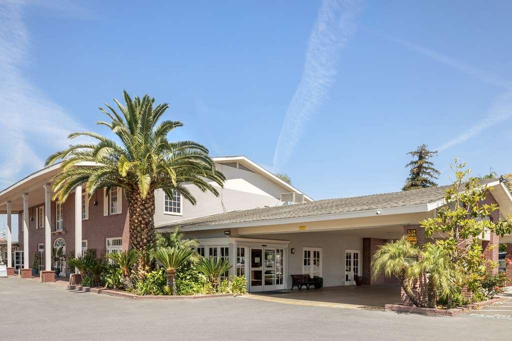 Best Western Plus Hill House Bakersfield Exterior foto